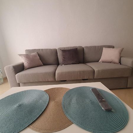 Estacion Del Mar Apartment Malaga Exterior photo
