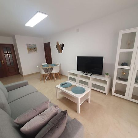 Estacion Del Mar Apartment Malaga Exterior photo